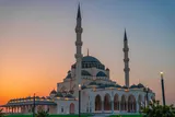 مسجد شارجه؛ معرف معماری اسلامی به غیر مسلمانان + فیلم