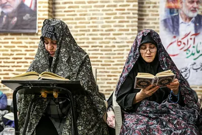 مراسم معنوی اعتکاف و زمزمه های دعای ام داود