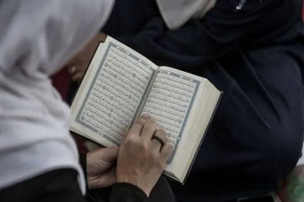سيدة أمريكية: ما يحدث للفلسطينيين ساعدني على فهم هذه الآية القرآنية