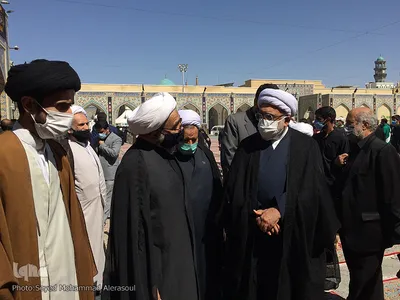 مراسم تشییع پیکر علامه محمدرضا حکیمی در حرم مطهر رضوی