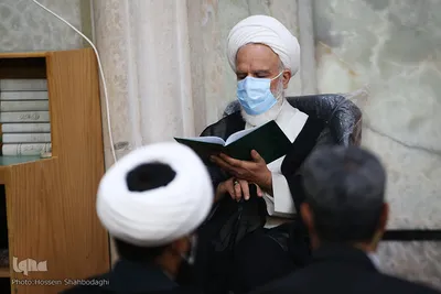 Gedenkveranstaltung zu Ehren von Allama Hasanzadeh Amoli in Qom