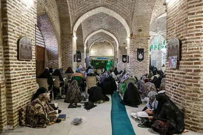 مراسم معنوی اعتکاف و زمزمه های دعای ام داود