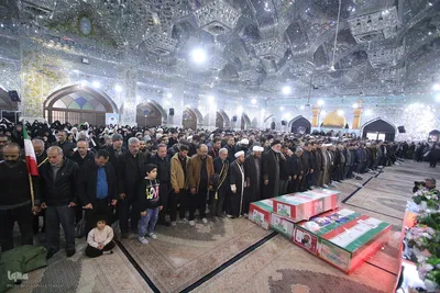 تشییع پیکر مطهر ۵ شهید جنگ تحمیلی آمریکایی صهیونیستی در شیراز