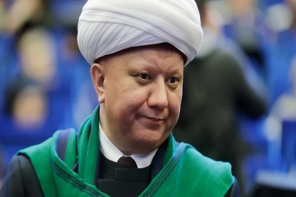 Альбир хазрат Крганов призвал поддержать русский язык