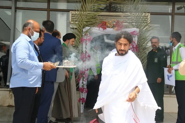 5 کاروان حجاج هرمزگانی راهی سرزمین وحی شدند