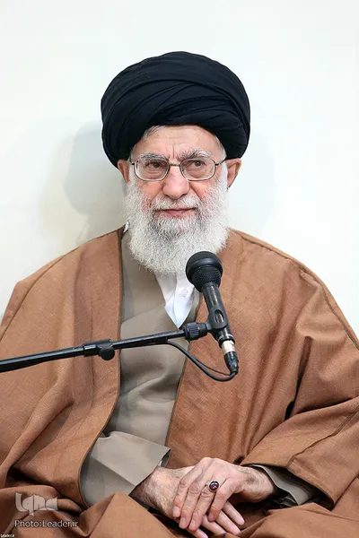 دیدار جمعی از فرماندهان و مسئولین نیروی دریایی ارتش با فرماندهی کل قوا