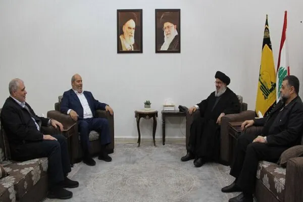 دیدار هیئت حماس با سید حسن نصرالله