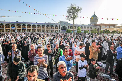 نماز عید فطر در حرم شاهچراغ (ع)