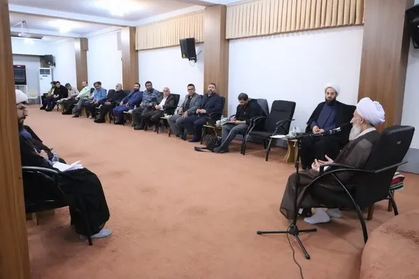 شعارهای مراسم اربعین، حماسی، انقلابی و وحدت‌آفرین باشد + عکس