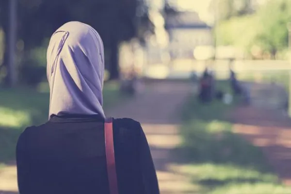 رفتار نژادپرستانه بیمارستان آلمان با بانوی محجبه