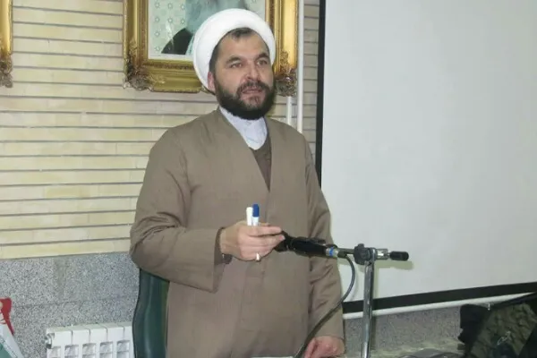 حضور قلب در نماز با معرفت انسان حاصل می‌شود
