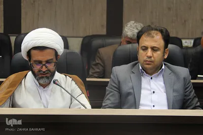 جلسه مشترک شورای اداری فراهان و مجمع خیرین قرآنی/عکاس: زهرا بهرامی