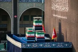پیکر مطهر رهبر شهید و خانواده ایشان به جمکران رسید + فیلم