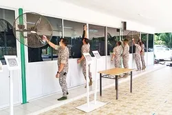 Tentara Brunei Mendisinfeksi Sejumlah Masjid