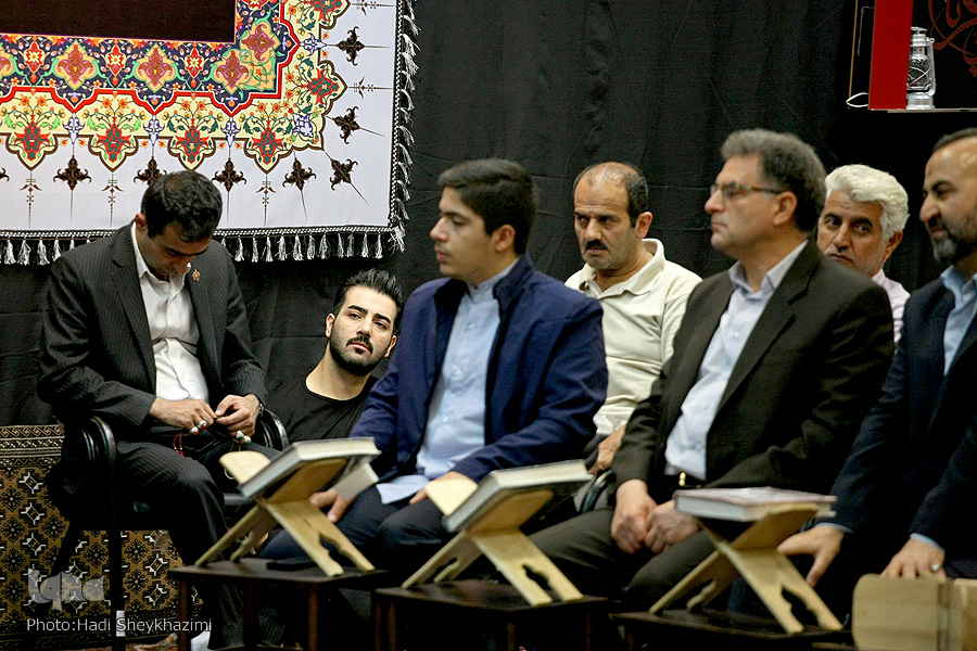 جلسه ی تفسیر قرآن ویژه ی مدیران دستگاه های اجرایی استان آذربایجان شرقی
