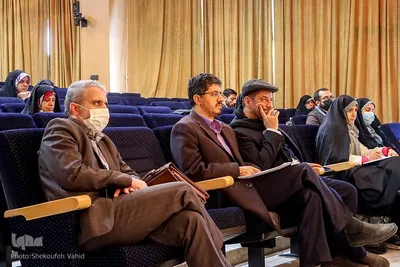 نشست خبرنگار شدن و خبرنگار ماندن
