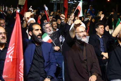 محفل انس با قرآن به منظور بزرگداشت رهبر شهید