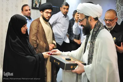 دیدار خدام رضوی با خانواده شهید مدافع حرم حسونی‌زاده