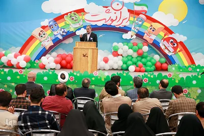 افتتاح ششمین نمایشگاه ایران نوشت