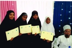 Ehrung der Preisträger/Innen des nationalen Koran-Wettbewerbs in Burundi
