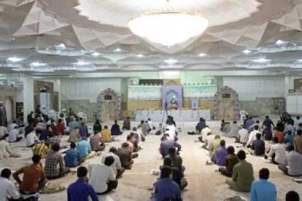 آزمون‌ غیر حضوری مرکز قرآن و حدیث کریمه اهل‌ بیت(ع) برگزار می‌شود