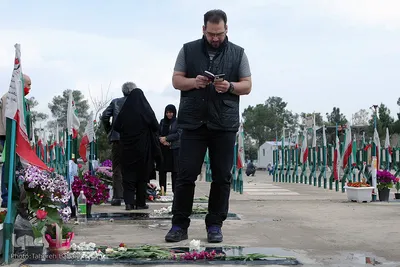 آغاز سال جدید در جوار شهدا

