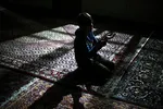 جایگاه شب‌زنده‌داری در سلوک معنوی؛ از قرآن تا شعر عرفانی
