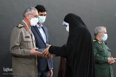 رونمایی از تقریظ رهبری بر کتاب «حوض خون» در اندیمشک