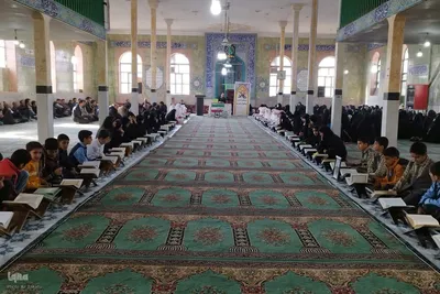اولین کرسی تلاوت قرآن دانش آموزی به مناسبت ایام دهه فجر در علوی ملایر