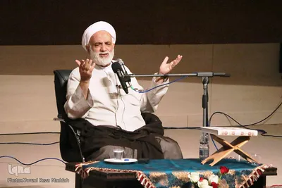 حجت الاسلام و المسلمین محسن قرائتی در همايش خيرين و حاميان توسعه فرهنگ قرآنی 