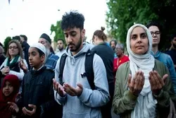 British Muslims Prepare to Leave UK after Johnson Wins Election