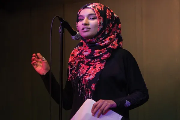 Shiri Mai Taken Monolog Dangane Da Hijabi A Texas