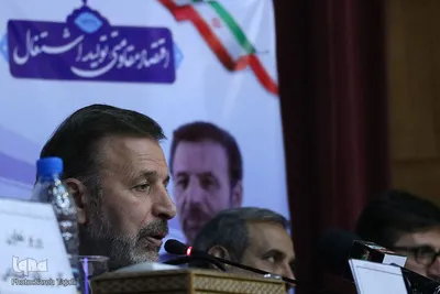 نشست مشترک کارگروه اشتغال و ستاد فرماندهی اقتصاد مقاومتی استان کرمان
