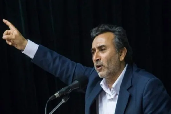 انقلاب ایران برگرفته از حقانیت قرآن و احکام اسلامی است