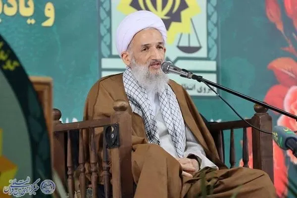 وحدت و انسجام ملت عامل عقب‌نشینی دشمنان است