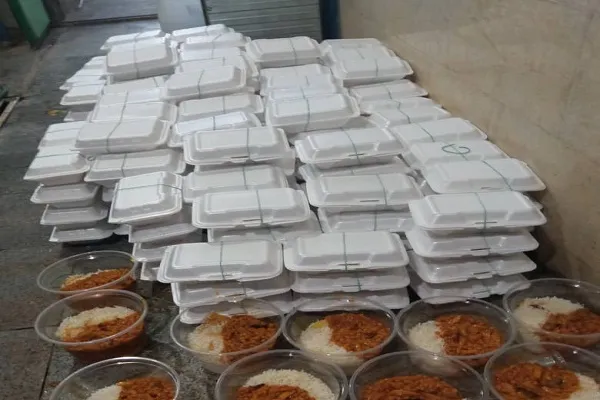 توزیع ۵۰۰ پرس غذای گرم در شهرستان راور