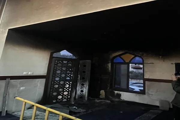 Le ministère palestinien des AE condamne l’incendie d'une mosquée en Cisjordanie+vidéo