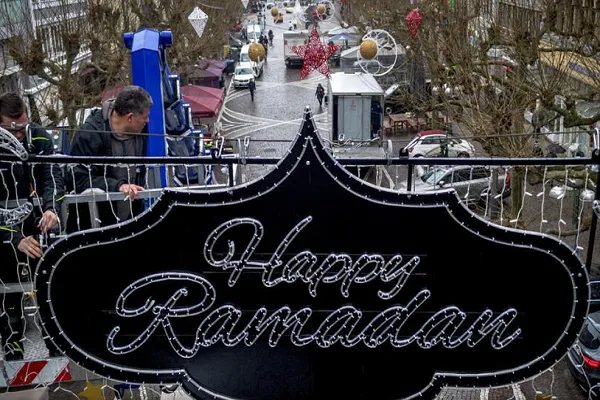 Polémique en Allemagne après les illuminations annonçant le Ramadan à Francfort