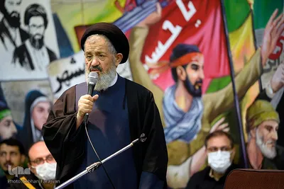 مراسم تشییع پیکر مرحوم حسن غفوری‌فرد در حسینیه جماران