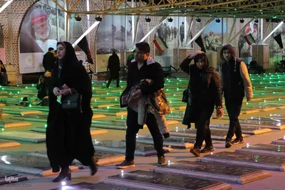 مراسم شب قدر در گلزار شهدای وادی رحمت تبریز