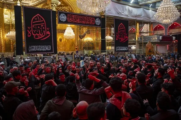تقریر مصور | مواكب العزاء الكربلائية تستذكر وفاة السيدة زينب (ع)