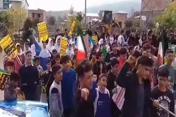 راهپیمایی ضد استکباری دانش آموزان مدارس دهستان فریم دودانگه ساری
