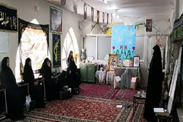 تشریح آموزش دوره‌های مقدماتی «تدبر در قرآن و سیره » در مشهد