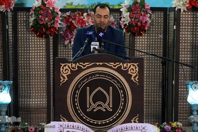 محفل انس با قرآن کاروان قرآنی انقلاب در امامزاده محمد هلال ابن علی(ع) کاشان