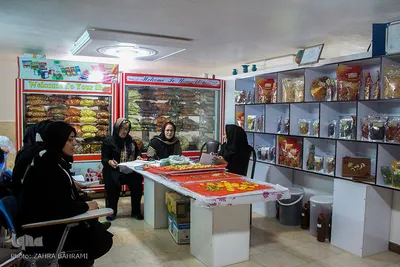 کارآفرینی از جنس امید و اراده؛ کارگاه تولید میوه خشک در اراک