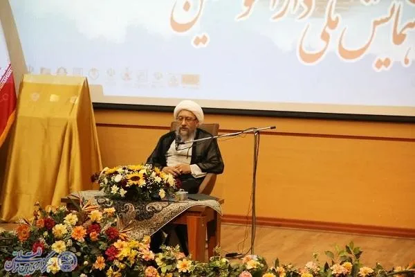 نخستین همایش ملی دارالمومنین شهرستان بابل