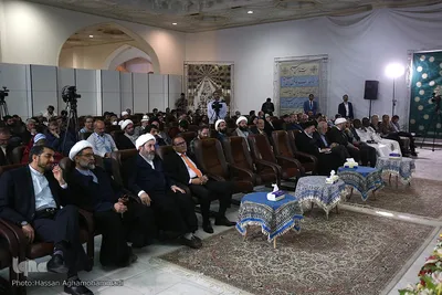 نشست «تکریم قرآن مجید و کتاب مقدس از دیدگاه ادیان الهی و حقوق بین‌الملل» در نمایشگاه بین المللی قرآن کریم