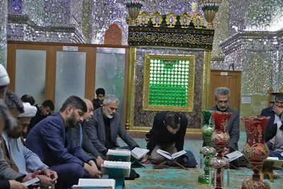 محفل انس با قرآن کریم در آستان مقدس حضرت علی ابن حمزه(ع)