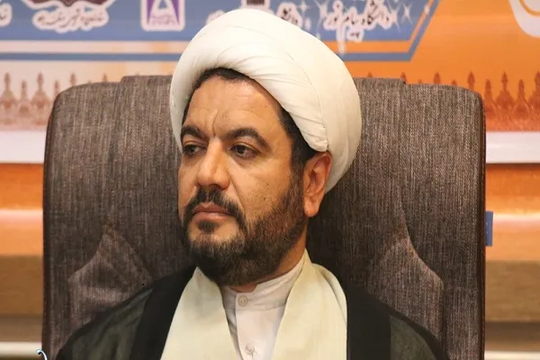 نگاه به قرآن و عترت(ع) در دانشگاه‌ها مناسبتی است