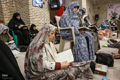 مراسم معنوی اعتکاف و زمزمه های دعای ام داود